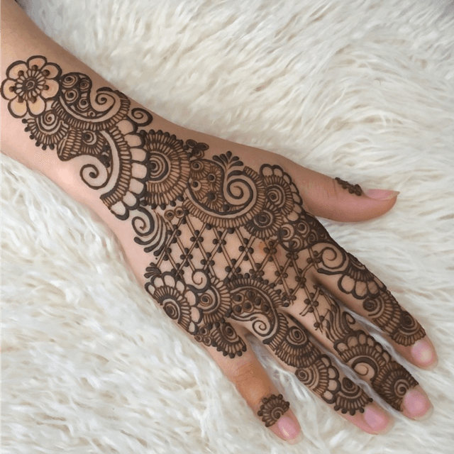 The Henna Club at Henna Dil Se in Carson, CA